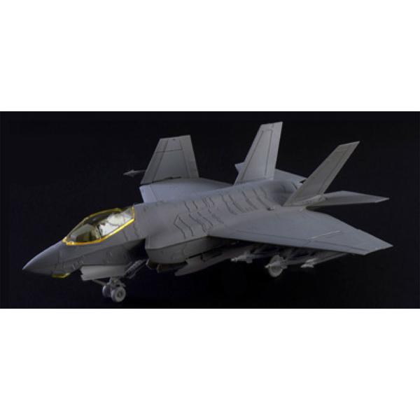 1/72 アメリカ海軍 F-35C ライトニングII プラモデル[イタレリ]《０９月予約》