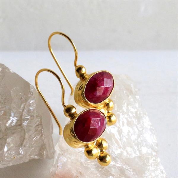 アルサメイア・ピアス ゴールドプレーテッド/トルコジュエリー レッドジェイド