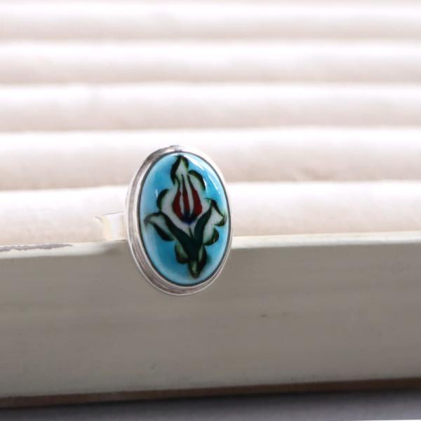 キュタフヤ陶器 シルバーリング 15号 赤いチューリップ　オーバル