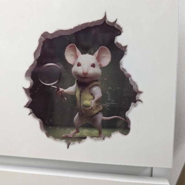 壁穴のむこうに ラケットをもったネズミ？   テニスマウス 3D ウォールステッカー いたずらシール...