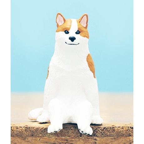 座る犬 ブチ