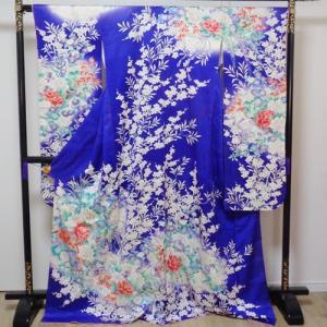 本振袖 引き振袖 正絹 緑色 花柄 古典 刺繍 結婚式 裄66.5cm 身丈188cm Cランク 花嫁衣装 Mサイズ 4935 本振袖 引き振袖 正絹 緑色 花柄 古典 刺繍 結婚式 裄66.5cm 身丈188cm