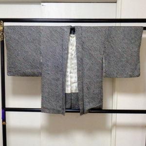 羽織 正絹絞り染め モノクロ無地 父兄参観やお...の詳細画像1