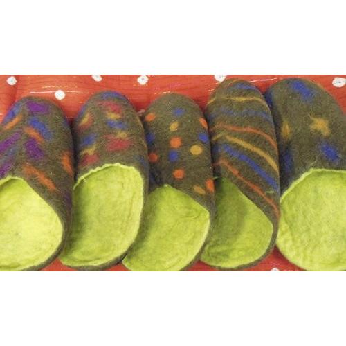 スリッパ フェルト ネパールのハンドメイド マーブル模様 ぺたぺた音がしない