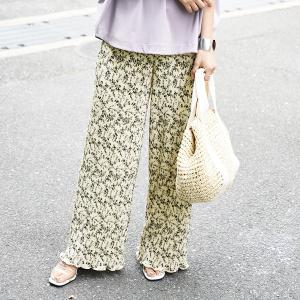プリーツパンツコーデ 夏 レディー ロング 春 ボトムス 白 黒 花柄 フラワー ゆったり ウエストゴム 代 30代 40代 リラックス おしゃれ A110c3870 アンドイット And It レディース 通販 Yahoo ショッピング