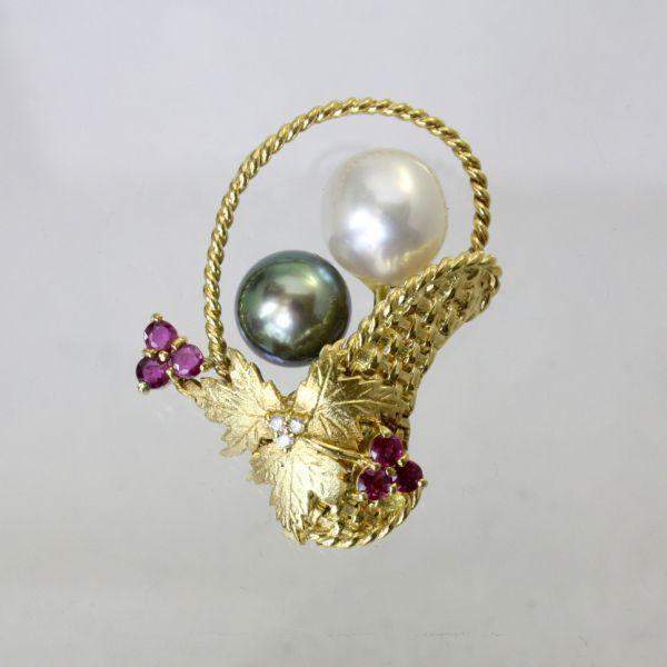 ◎中古美品◎１８金　真珠　ルビー＆ダイヤ　ペンダント