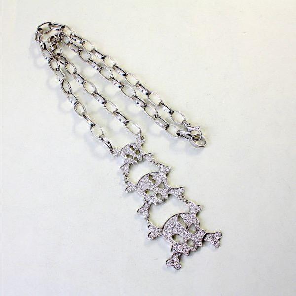 ◎中古美品◎１８金WG　ダイヤ　2.72ｃｔ　スカルデザイン　ネックレス