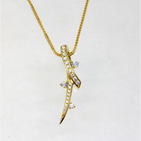 ◎中古美品◎１８金　ダイヤ　0.56ct　ペンダント付ネックレス