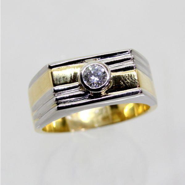 ◎中古美品◎１８金，プラチナ　ダイヤ　0.362ct　メンズリング　22号