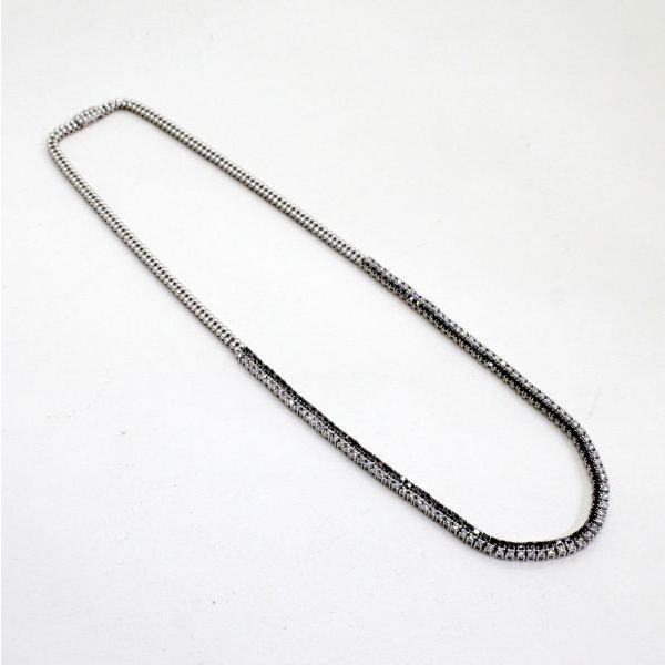 ◎中古美品◎１８金WG　ダイヤ，ブラックダイヤ　計4.00ct　ネックレス