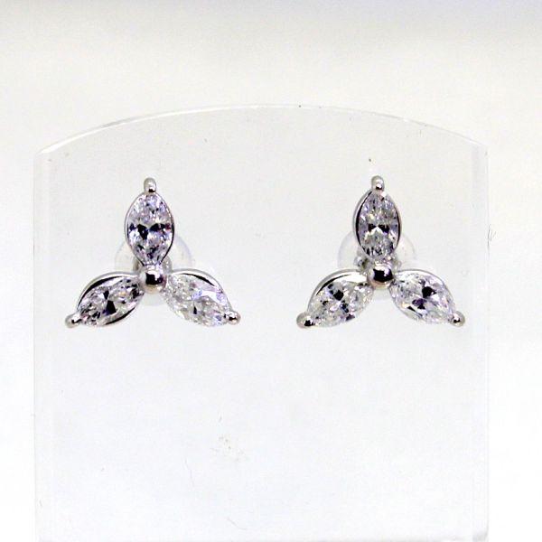 ◎中古美品◎プラチナ　ダイヤ　計1.26ct　ピアス