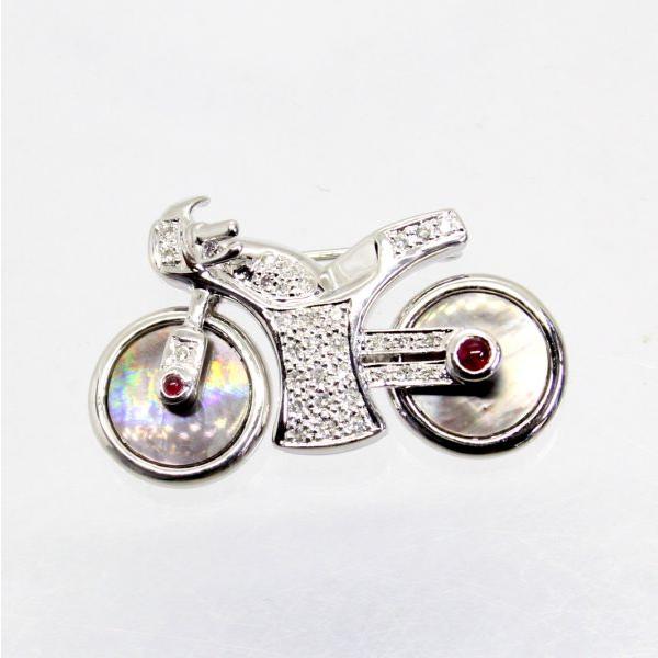 ◎中古美品◎１８金WG　ルビー　0.16ｃｔ　ダイヤ　0.25ｃｔ　オートバイデザイン　ブローチ