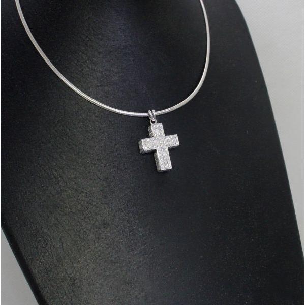 ◎中古美品◎１８金ＷＧ　ダイヤ　1.82ｃｔ　クロスペンダント付オメガチェーンネックレス