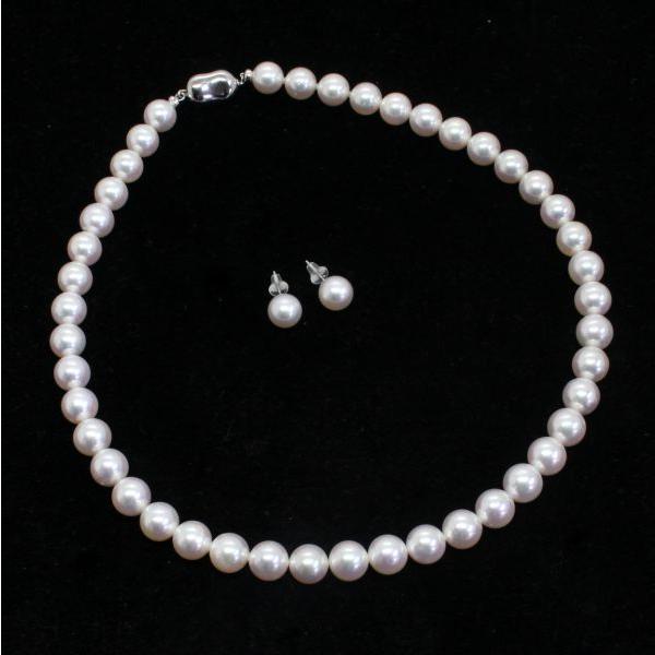 ◎中古美品◎花珠真珠　9.0〜9.5mm　パールネックレス　ピアス付