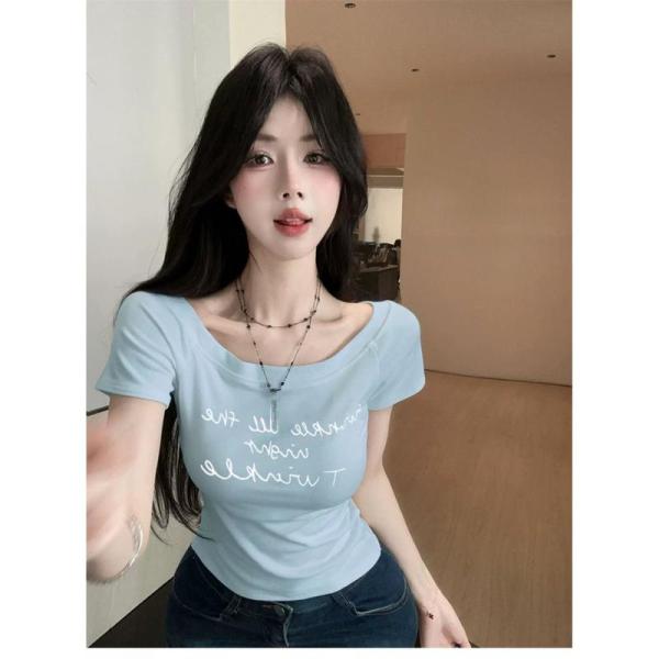 Tシャツ レディース 半袖 ロゴ 英字 タイト ボートネック オフショルダー スリム カットソー お...
