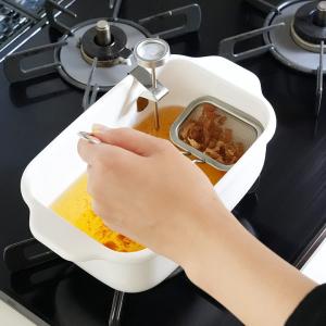 四角い天ぷら鍋にピッタリのカス揚げ【揚げ物】の商品画像