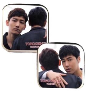 ユノ ユンホ 東方神起 ブラック ネームロゴ 前あきフード付きパーカー