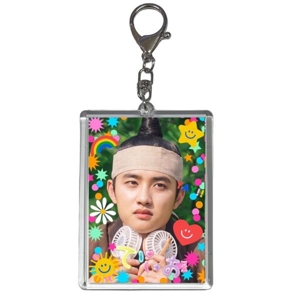 D.O ディオ EXO エクソ トレカサイズ 写真入り キーホルダー 韓流 グッズ jv077-2