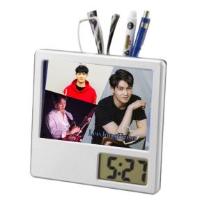 ドギョンス EXO エクソ D.O ディオ 写真入り ペン立て付き 置き時計