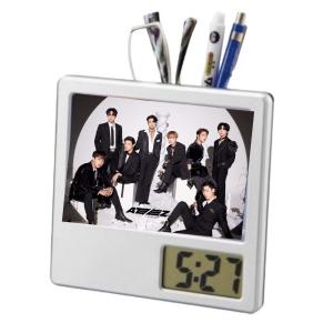 ヒョンジン　スキズ　愛用　置き時計 Stray Kidsのヒョンジンが「カルティエ」のメゾンアンバサダーに就任