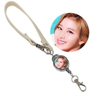 モモ TWICE レギュラーサイズ うちわ 写真入り 韓流 グッズ rij055-1