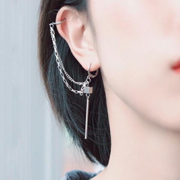 【送料無料】ピアス 軟骨 イヤリング 2連チェーン バーチャーム フープピアス フープイヤリング 片...