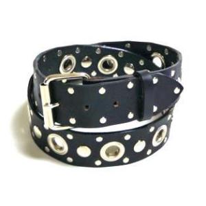 3連 角ピラミッド鋲パンクスタッズ 40ミリ幅 ブラック ハードコア