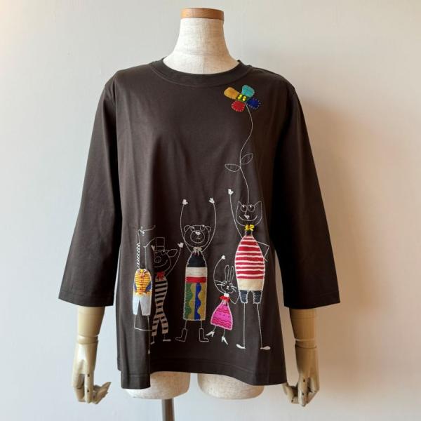 アルベロベロ(Alberobello)オレボレブラぶたさん&amp;アニマル刺繍入り カットソー（カーキ）【...