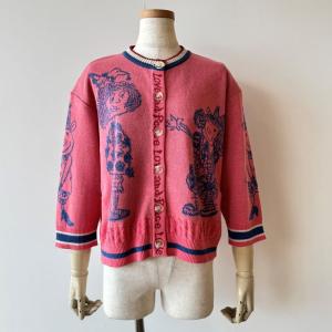 【30％OFF SALE】アルベロベロ(Alberobello)オレボレブラぶたさん&女の子柄 ニットカーディガン （ピンク）【2026 SUMMER COLLECTION】送料無料