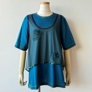 【50％OFF SALE】アルベロベロ(Alberobello)ぶたさんアップリケ刺繍 シルケット天竺＋チュール 半袖カットソー（ブルー）【2024 SUMMER COLLECTION】送料無料