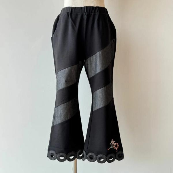 【50％OFF SALE】アルベロベロ(Alberobello)オレボレブラぶたさん刺繍入り ポンチ...