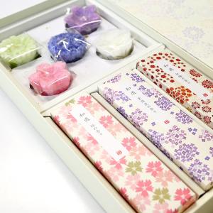 お線香と蝋燭のセット カメヤマ 進物 和遊 花づくしキャンドルセット 贈答用 進物用線香 新盆御見舞 お盆 お彼岸 お中元 喪中見舞 御進物 お供え アソート｜ansindo