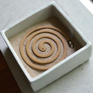 東屋 蚊遣 蚊遣り かやり 角鉢 灰 長谷陶苑 伊賀焼き 蚊取り 蚊