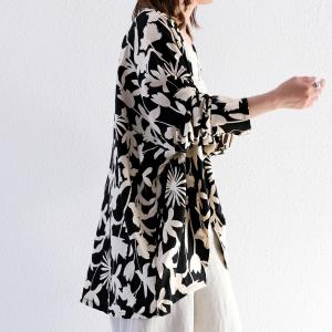 アウター ジャケット 長袖 花柄 ボタニカル柄 ノーカラー