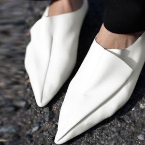 【202305削除候補】シューズ 靴 軽量 ポインテッドトゥ ドレープデザインシューズ・再再販。メール便不可