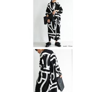 アート柄 バックボタンワンピース ワンピース ...の詳細画像3