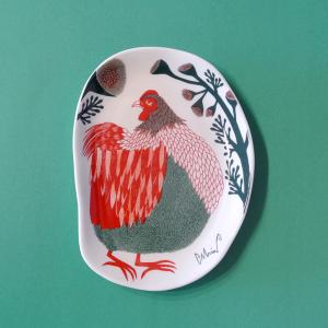 再入荷 小皿  裏庭の草むらの鶏 moritaMiW ニワトリ 化粧箱入り 送料200円 1万円以上送料無料