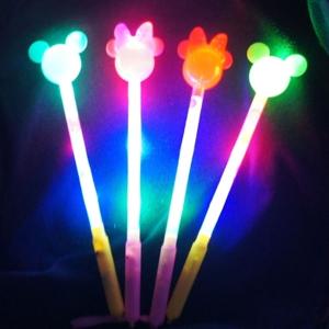 ひかるネズミ棒 １２入　景品 おもちゃ 子供会 お祭り くじ引き 縁日 お子様ランチ