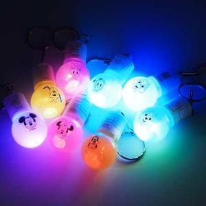 光るピカピカパチパチハンド １２入　景品 おもちゃ