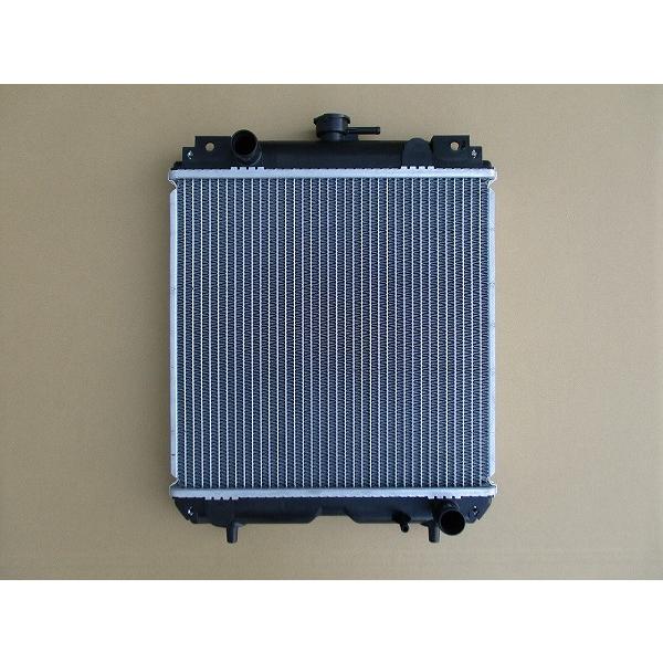 国内優良メーカー ラジエーター クボタ ミニショベル U-20-3 参考純正品番：RB411-423...