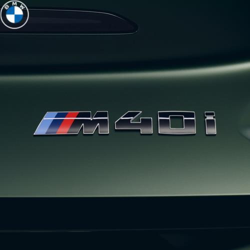 BMW純正 "M40i" エンブレム (ブラック) (G29)
