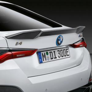 BMW BMW純正 M Performance サイド・ギル カーボン（G80） : APdirect