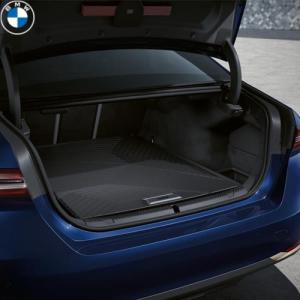 BMW BMW純正 ラゲージ・コンパートメント・マット (G61) : APdirect BMW 純正ラゲッジルームマットリバーシブルG61 トランクマット