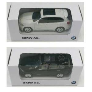 BMW ミニチュアカー X5 F15 1/64 スケール 白...