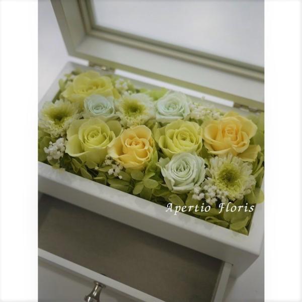 プリザーブドフラワーフラワーボックスアレンジ(お線香付:仏花)グリーン★緑色 花 贈り物 供物 お供...