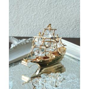 24Kゴールドとクリスタルを使ったミニオブジェ（船） 豪華 置物 インテリア スワロフスキークリスタル 飾り お洒落 輸入 帆船 デザイン