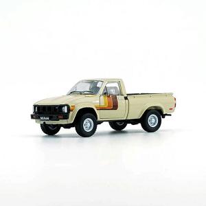 ビーエムクリエイションズ トヨタ ハイラックス アイボリー RHD