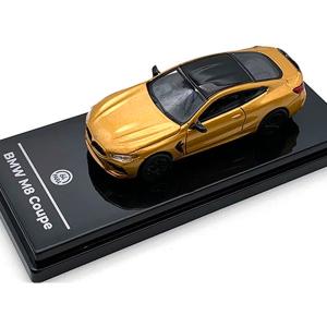 パラゴン BMW M8 クーペ セイロンゴールド RHD 1/64 ミニカーの商品画像