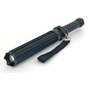 ファミリー ライフ 護身用伸縮LEDズームライトブラック メーカー直送