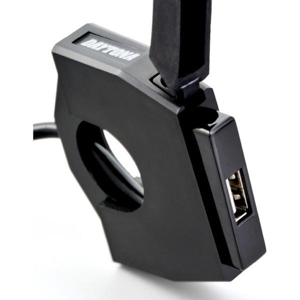 デイトナ D98437 バイク専用電源 スレンダー USB Type-A 2.4A メインキー連動 ...